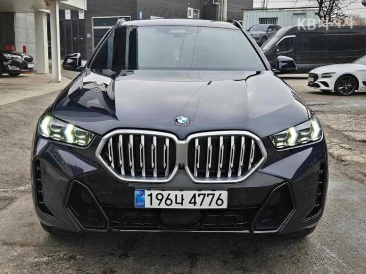 BMW X6 xDrive 30d — foto 1