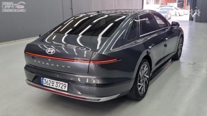 Hyundai Grandeur The 2.5 Gasoline 2WD Premium 3