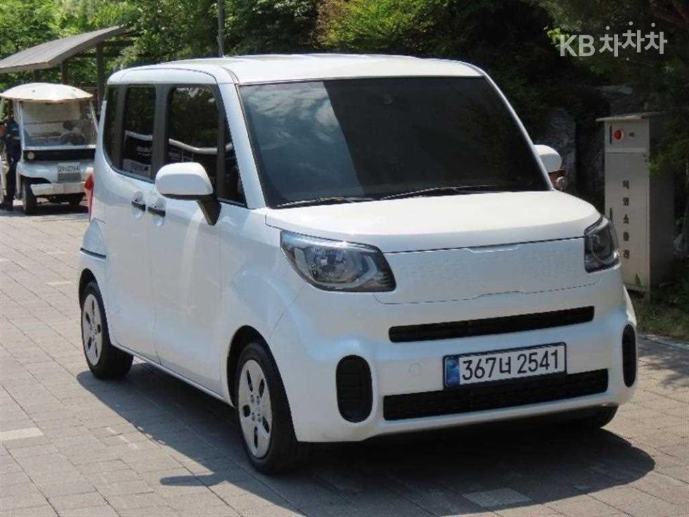 2022 - kia ray