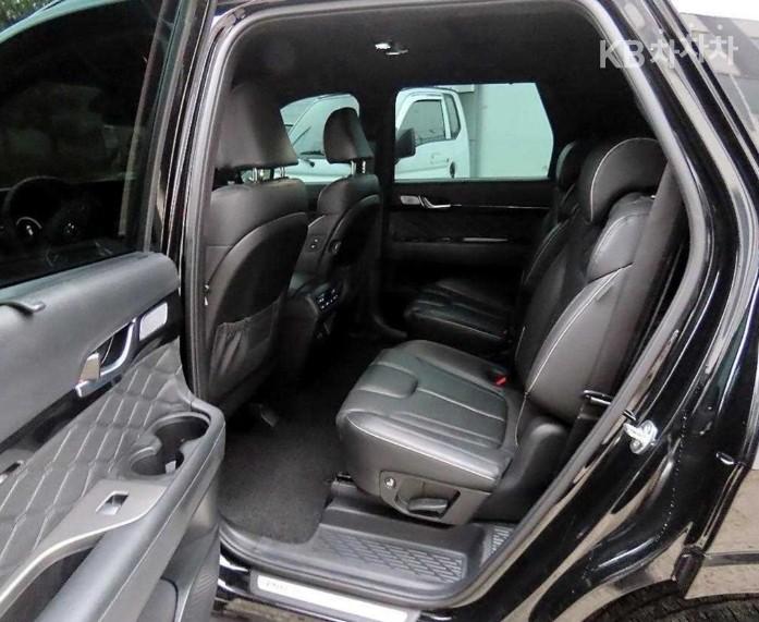 Hyundai Palisade 2.2 Diesel Calligraphy 7