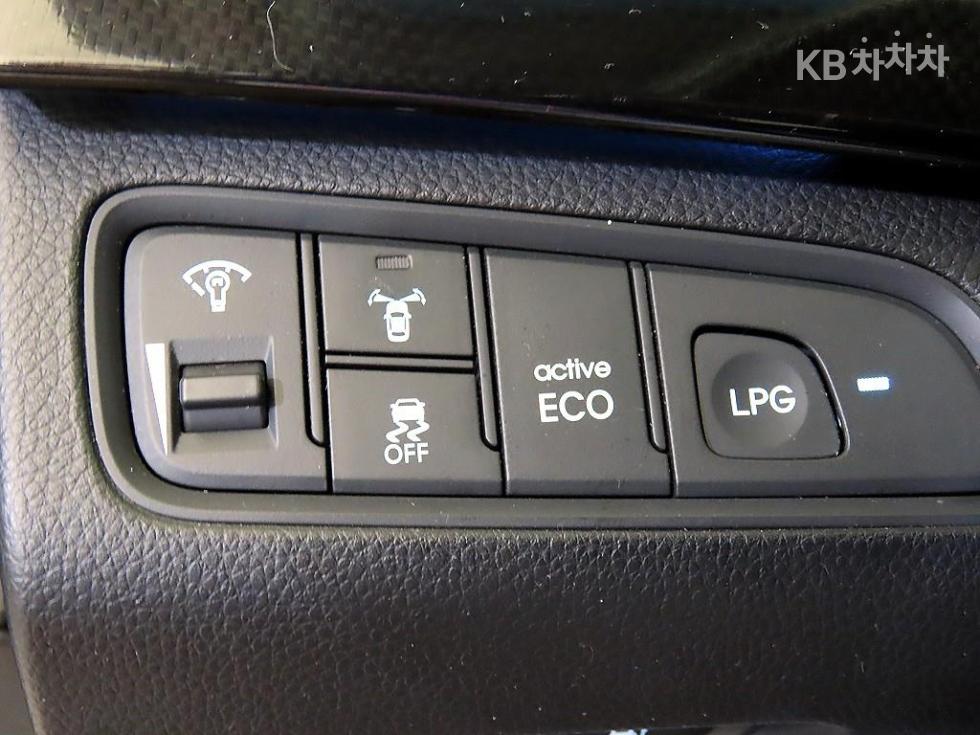 Hyundai Grandeur — miniaturë 14