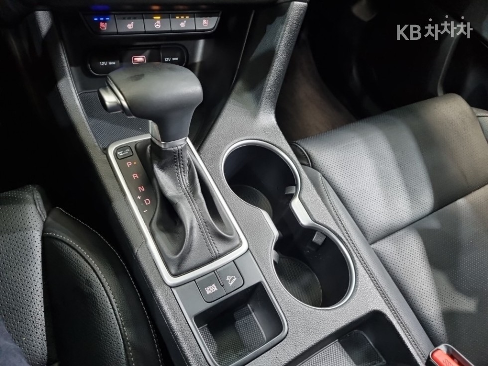 2019 - kia sportage