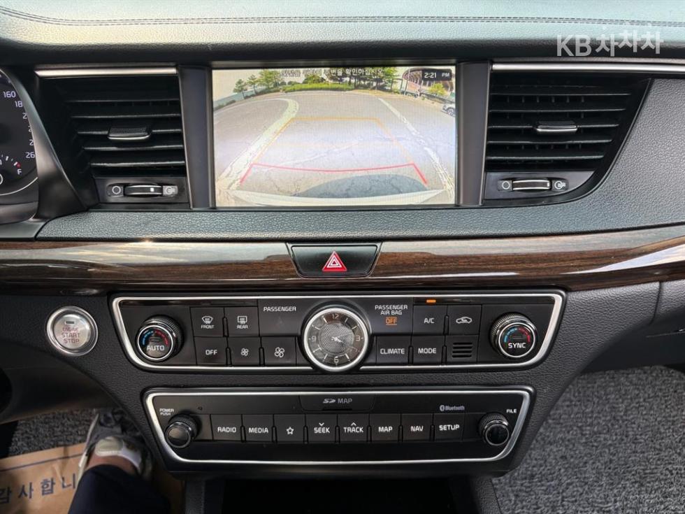 Kia K7 — miniaturë 12