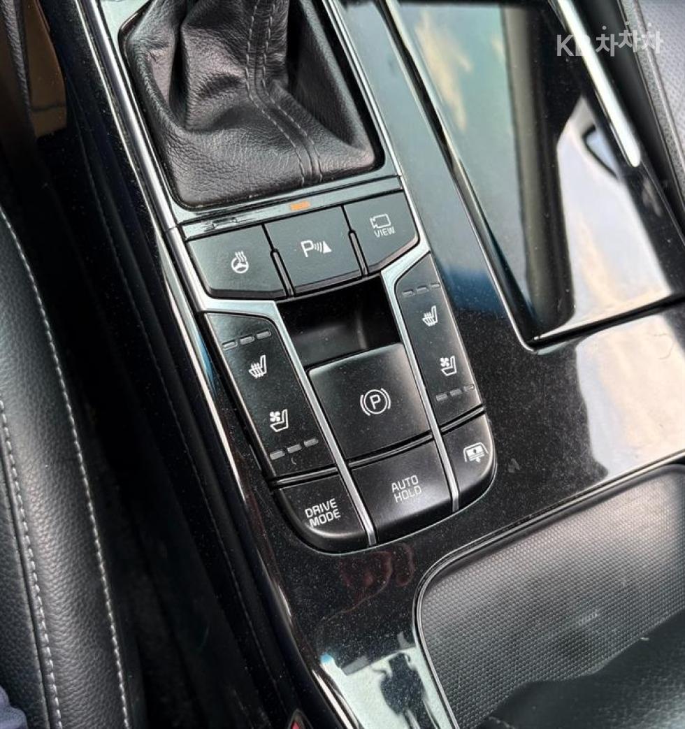 Kia K7 — miniaturë 15