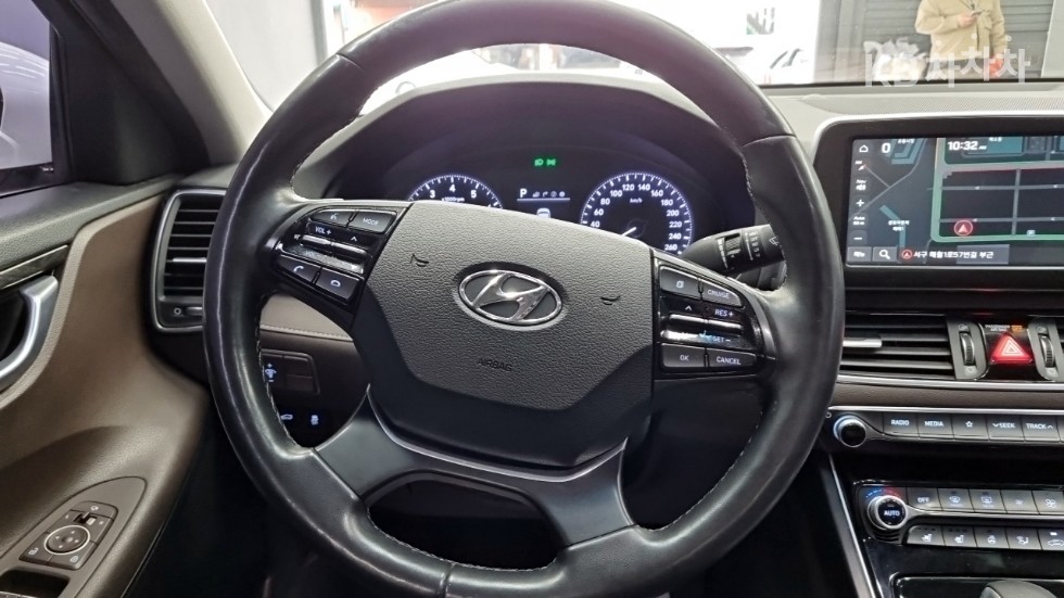 Hyundai Grandeur — miniaturë 9