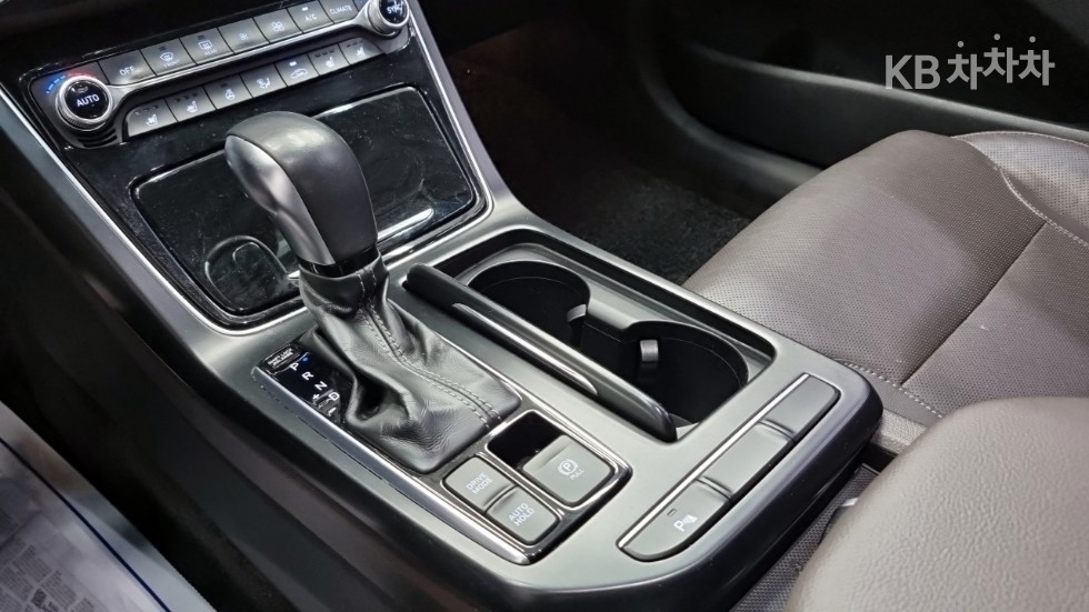 Hyundai Grandeur — miniaturë 12