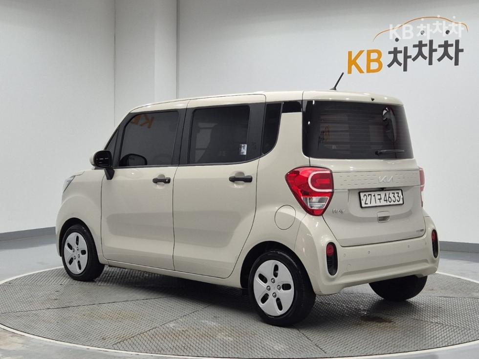 2022 - kia ray