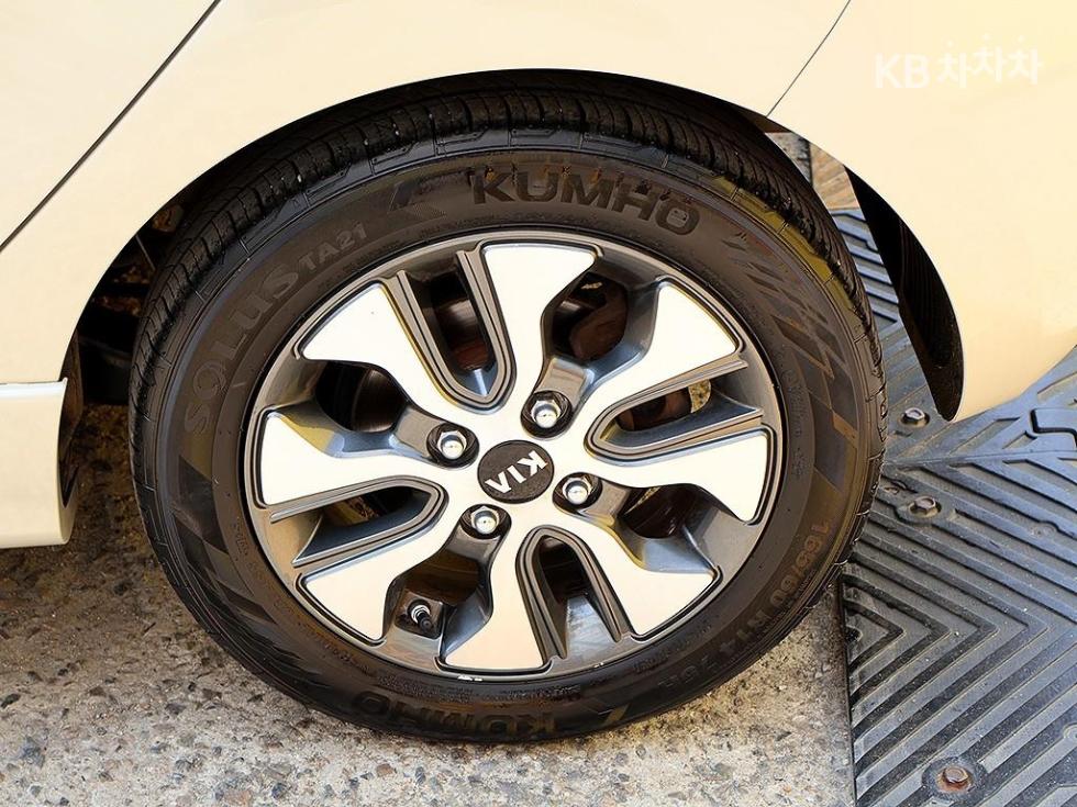 2016 - kia morning