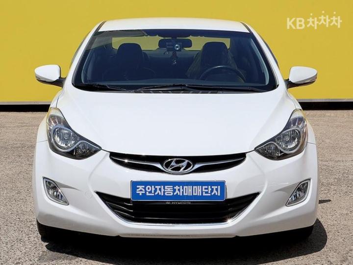 Hyundai Avante MD M16 GDi LUXURY