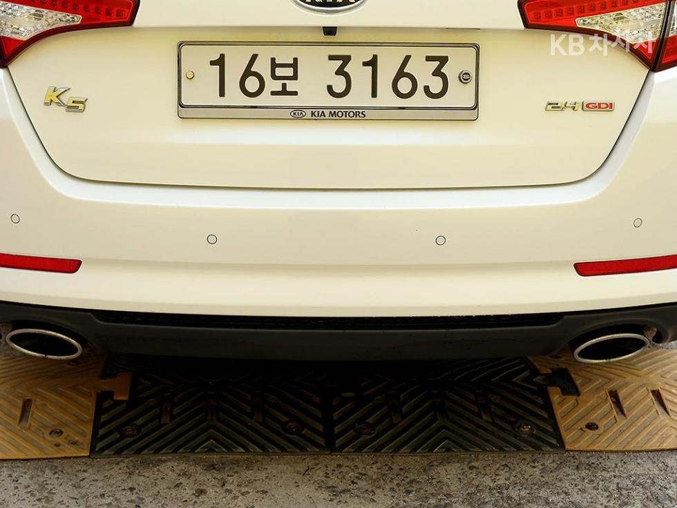 2011 - kia k5