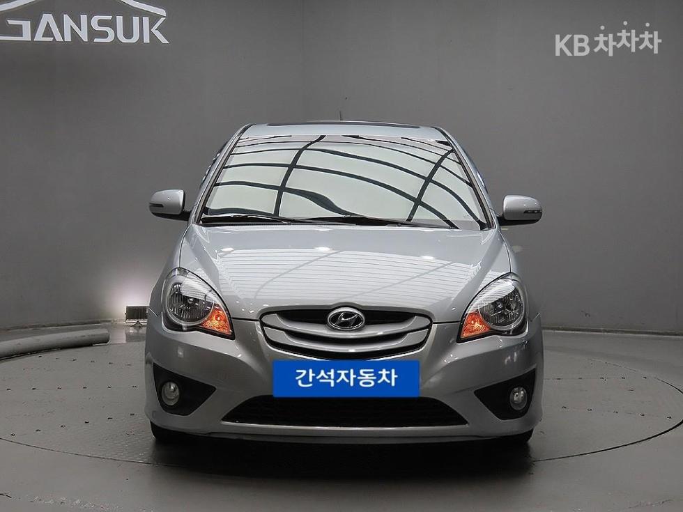2010 hyundai verna