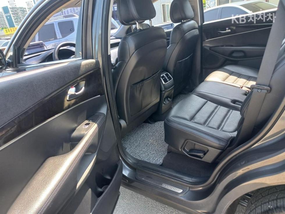 2017 - kia sorento