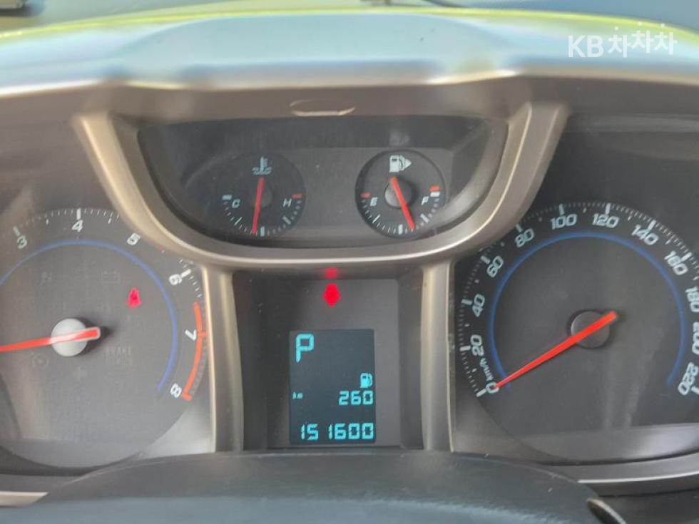 Chevrolet Orlando — miniaturë 17