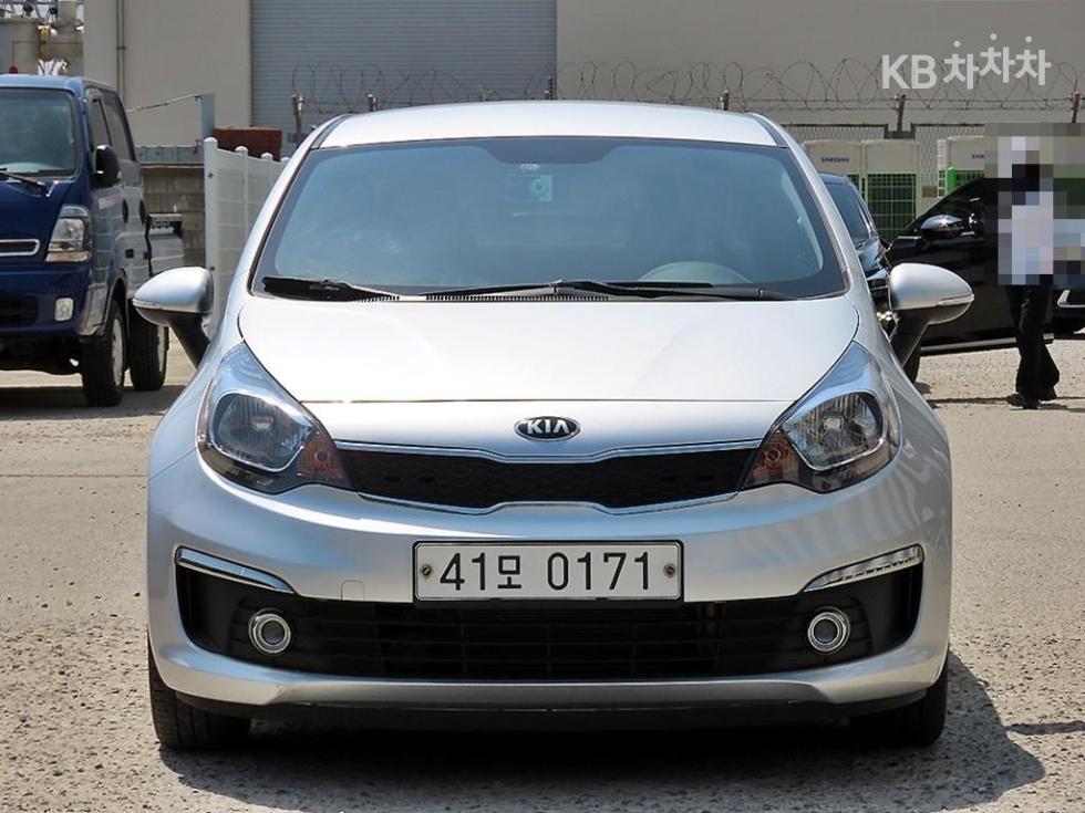 2017 kia pride