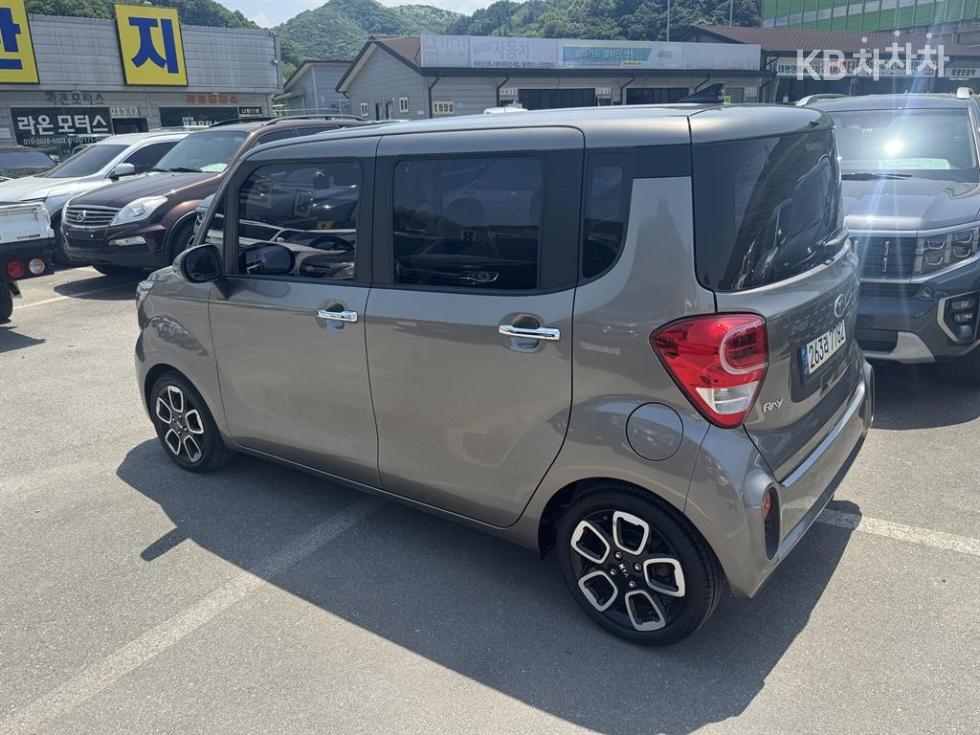 2021 - kia ray
