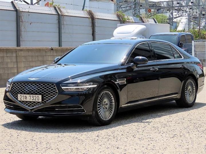 Genesis G90 3.8 GDi Luxury