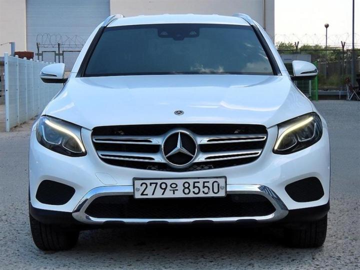 Mercedes-Benz GLC-Class X253 300 4Matic Base Type