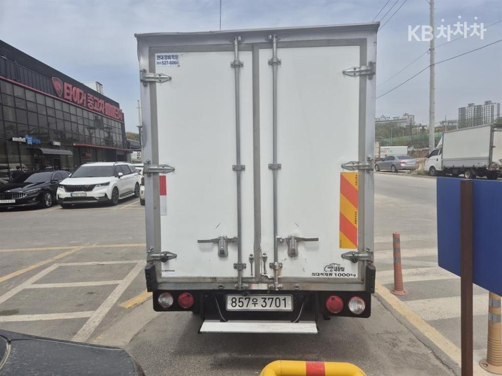2018 - kia bongo iii