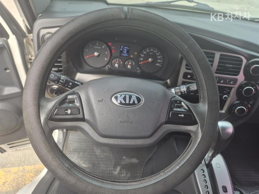 2018 - kia bongo iii