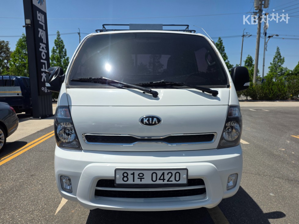 2018 - kia bongo iii
