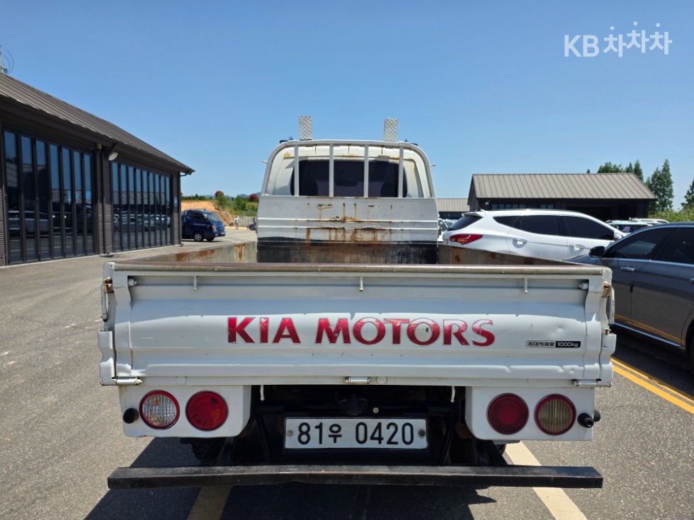 2018 - kia bongo iii