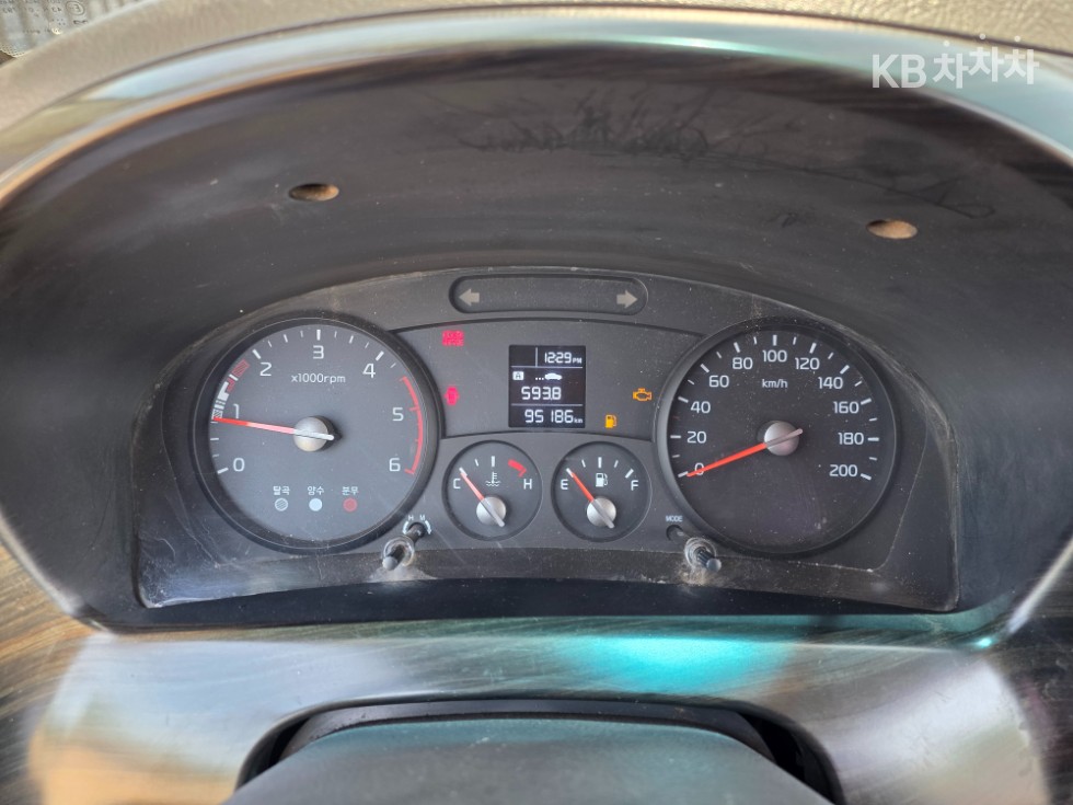 2018 - kia bongo iii
