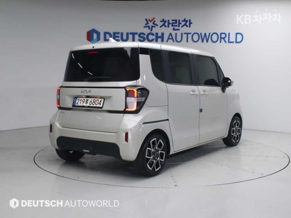 2023 - kia ray