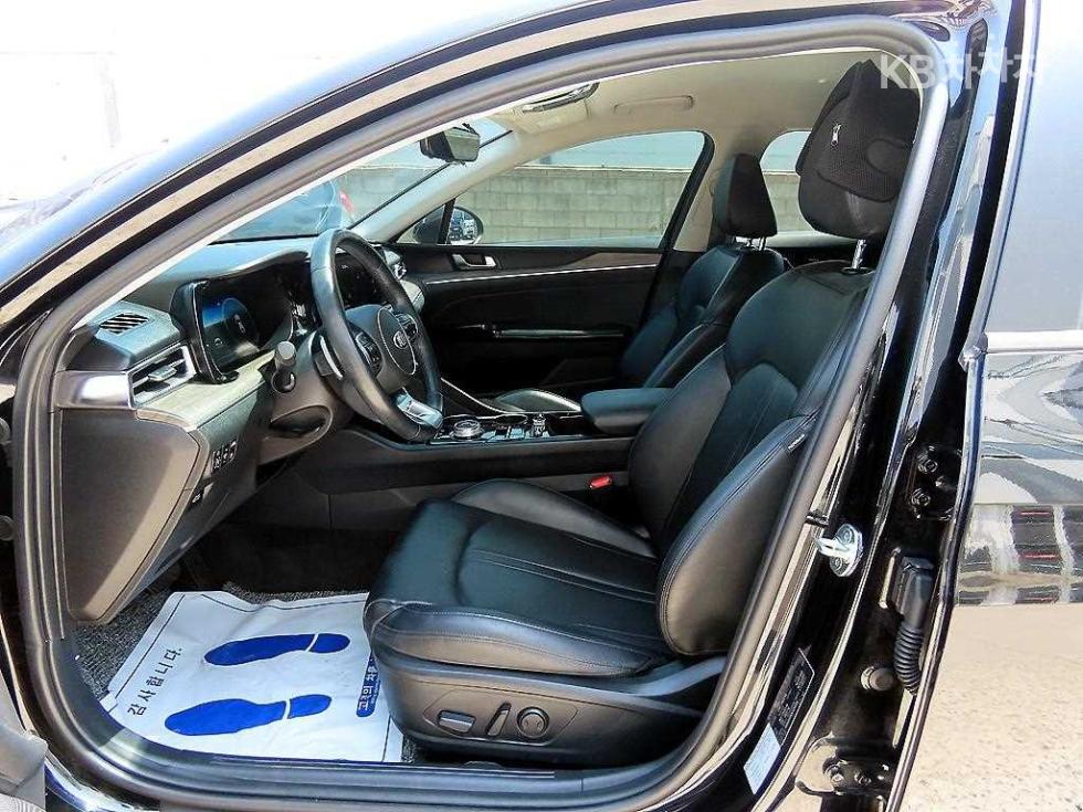 2020 - kia k5