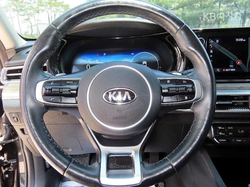 2020 - kia k5