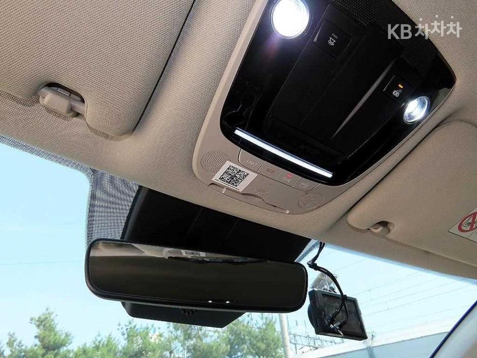 2020 - kia k5