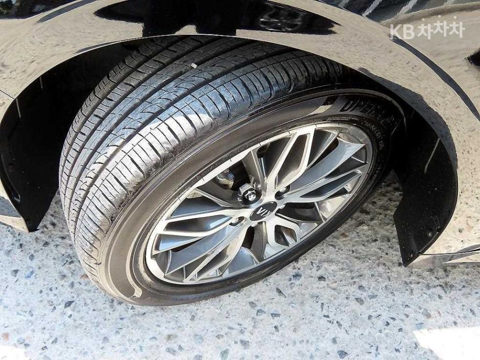 2020 - kia k5