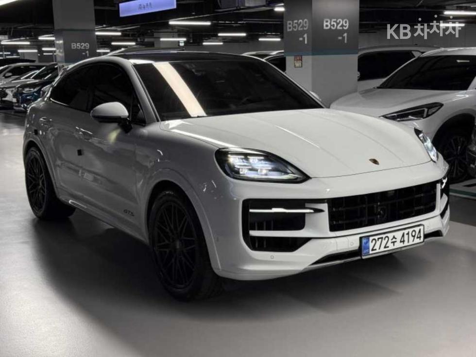 Porsche Cayenne — miniaturë 2