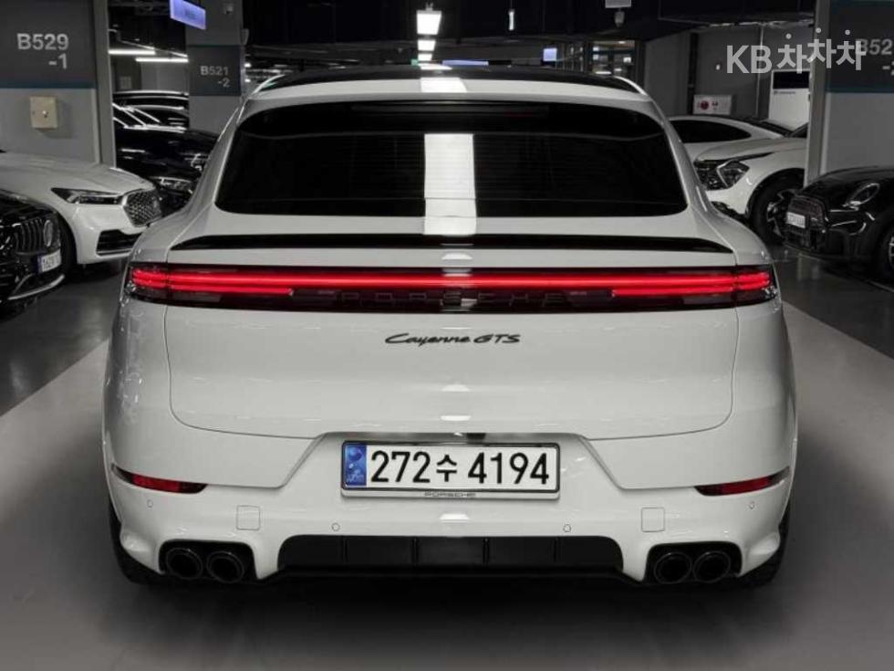 Porsche Cayenne — miniaturë 3