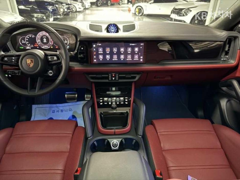Porsche Cayenne — miniaturë 7