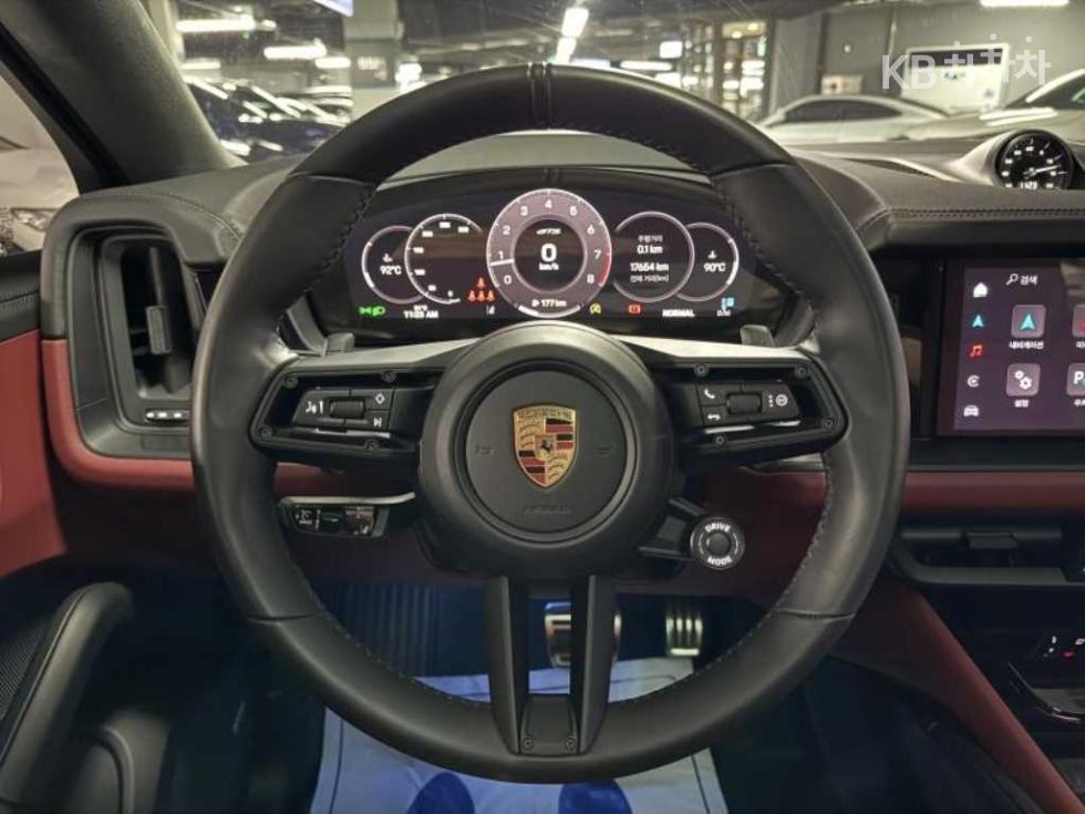 Porsche Cayenne — miniaturë 8