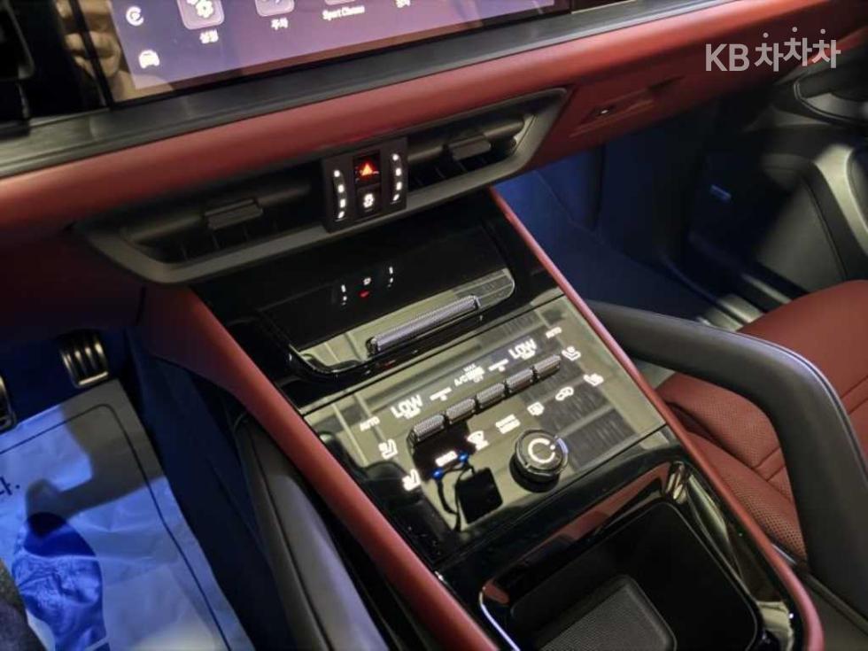 Porsche Cayenne — miniaturë 13