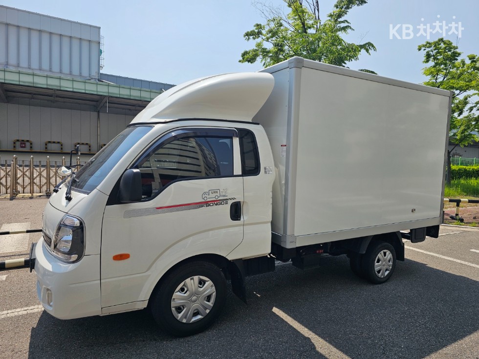 2024 - kia bongo iii