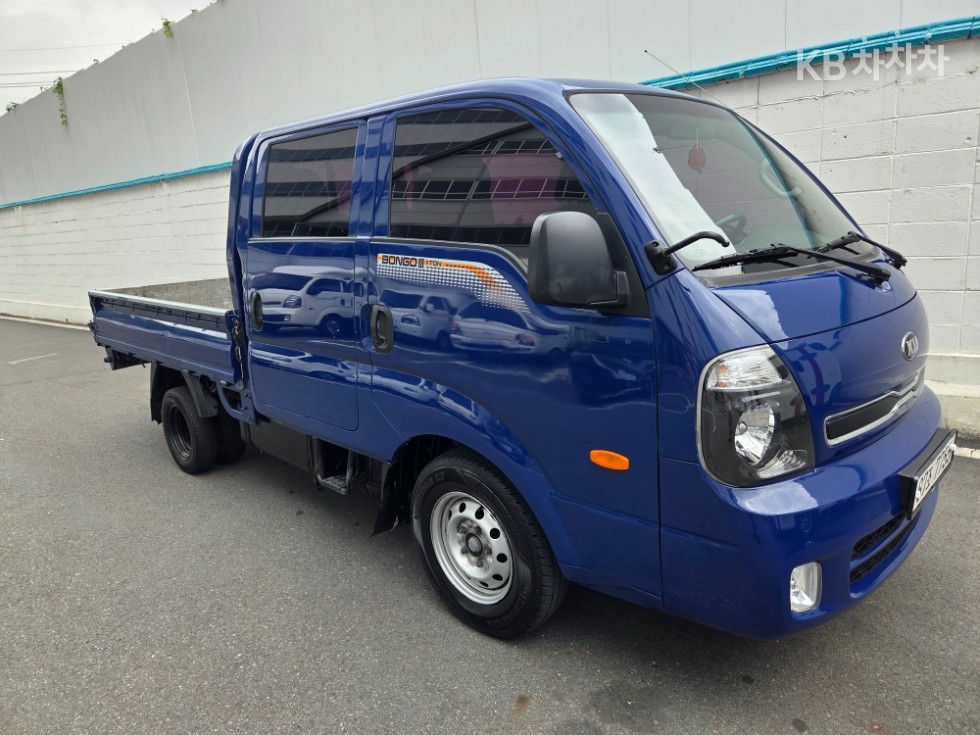 2016 - kia bongo iii