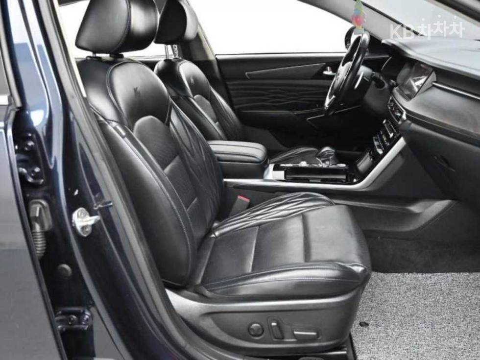 2020 - kia k7