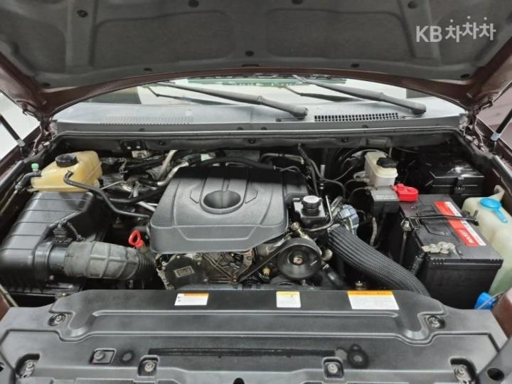 KG Mobility (Ssangyong) Korando Turismo 4WD Extreme 6