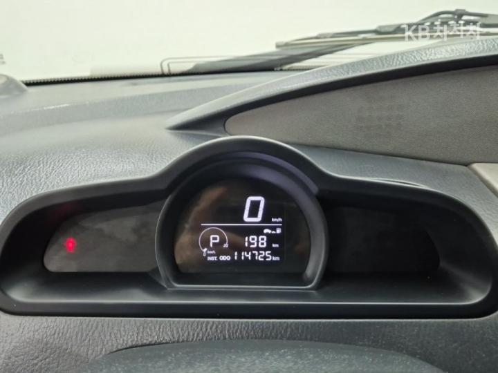 KG Mobility (Ssangyong) Korando Turismo 4WD Extreme 7