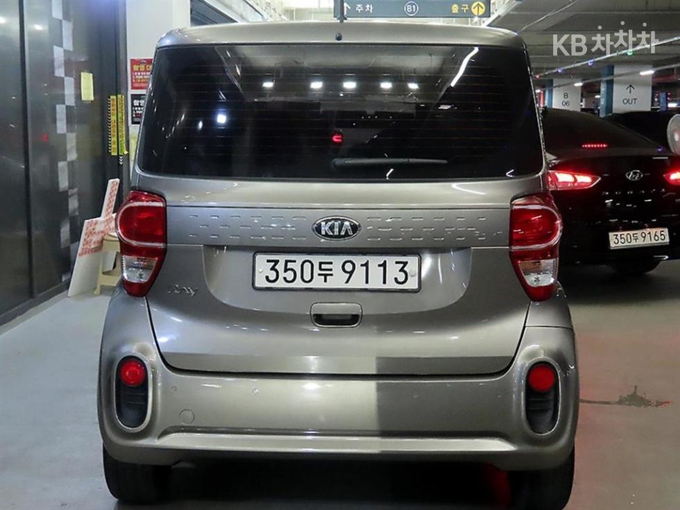 2021 - kia ray