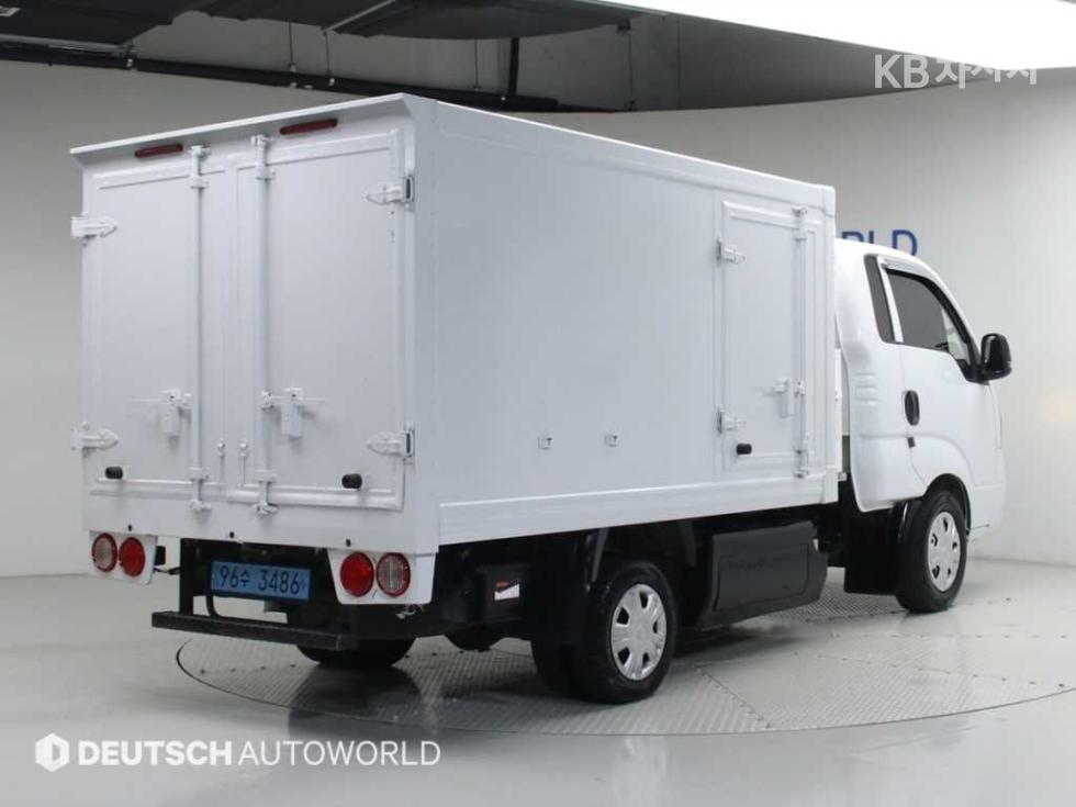 2021 - kia bongo iii
