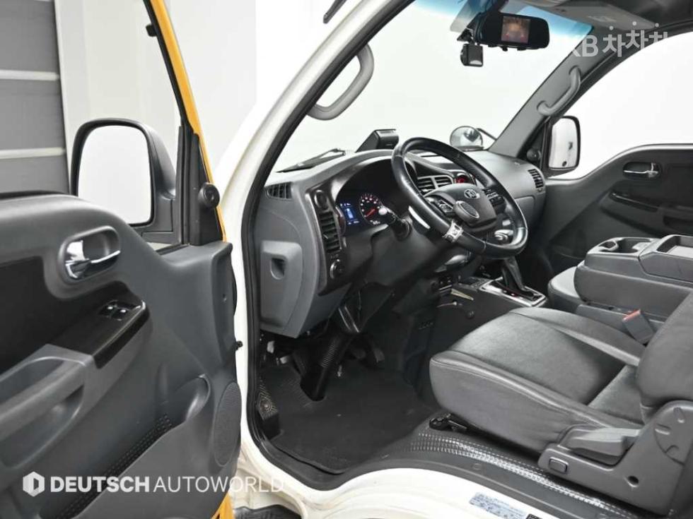 2021 - kia bongo iii