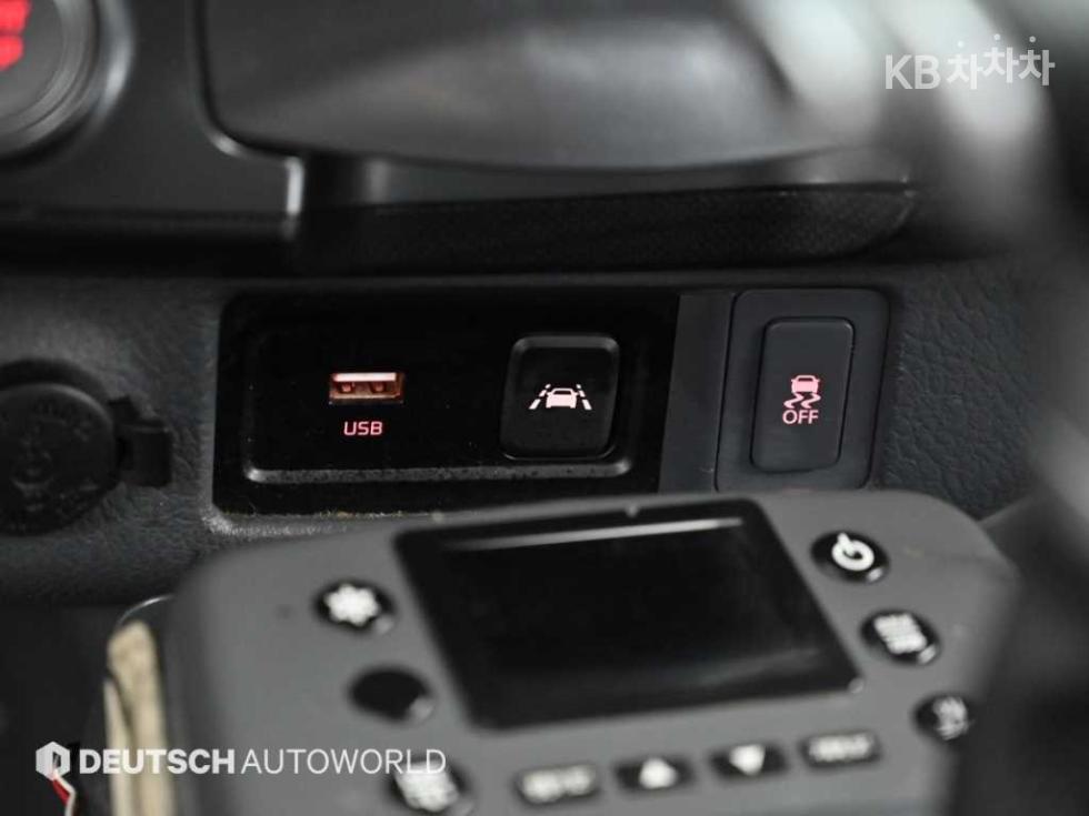 2021 - kia bongo iii