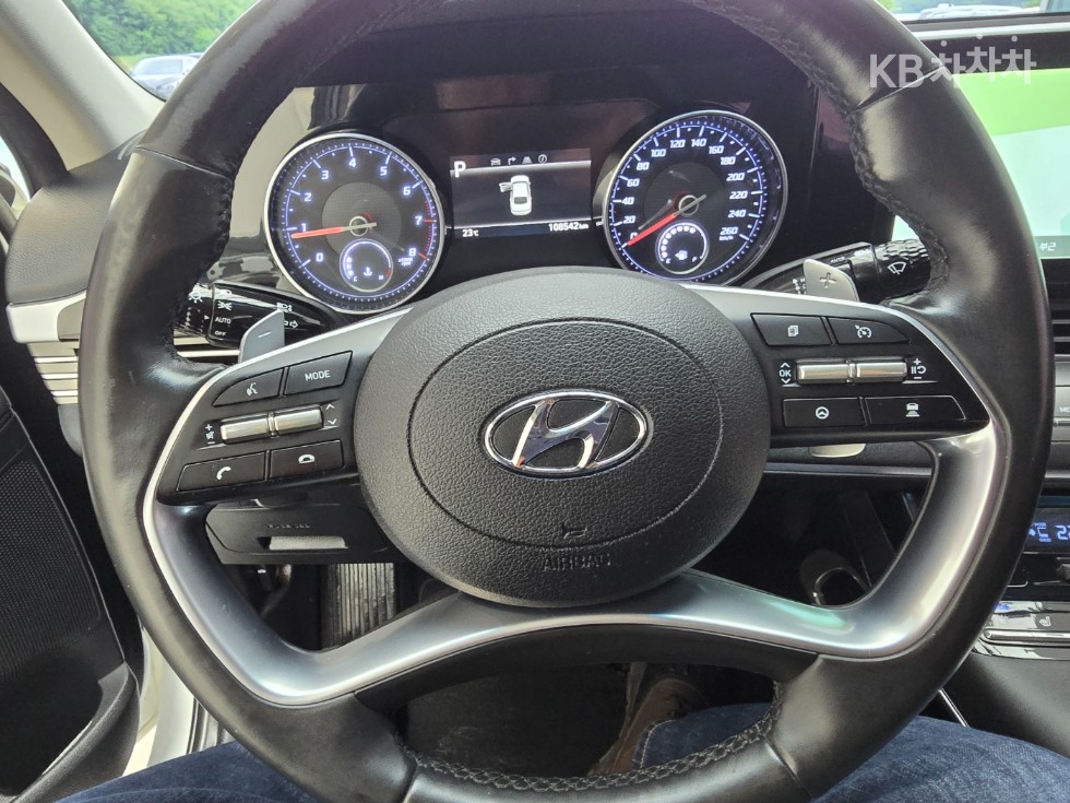 Hyundai Grandeur — miniaturë 9
