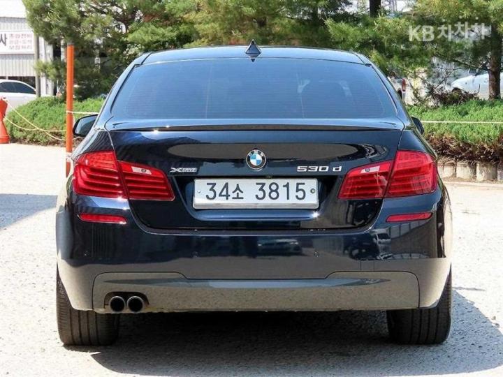 BMW 5 Series New 530d xDrive M Sport F10 5