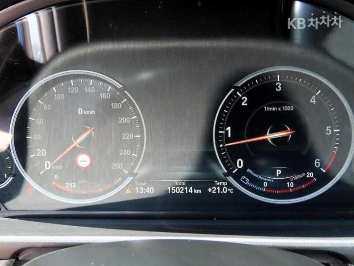 BMW 5 Series New 530d xDrive M Sport F10 10