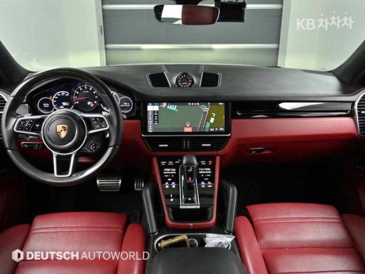 Porsche Cayenne 9Y0 3.0 Coupe Base Type 8