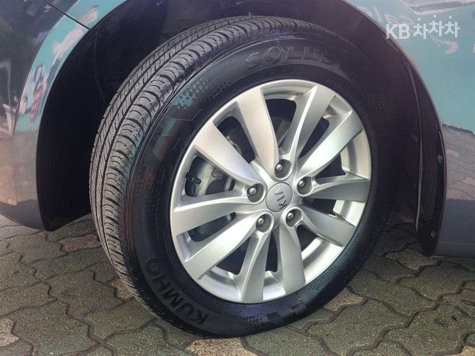 2013 - kia k3